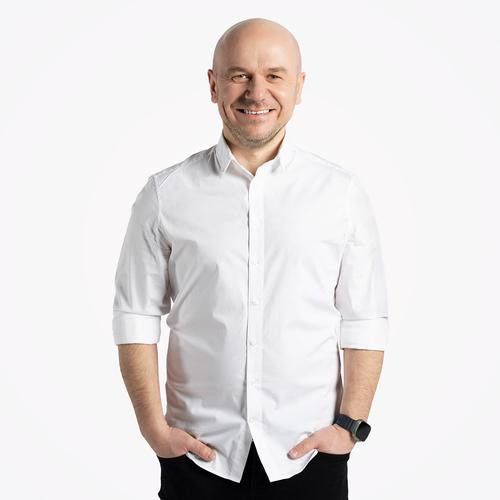 RAFAŁ ADAMCZAK
